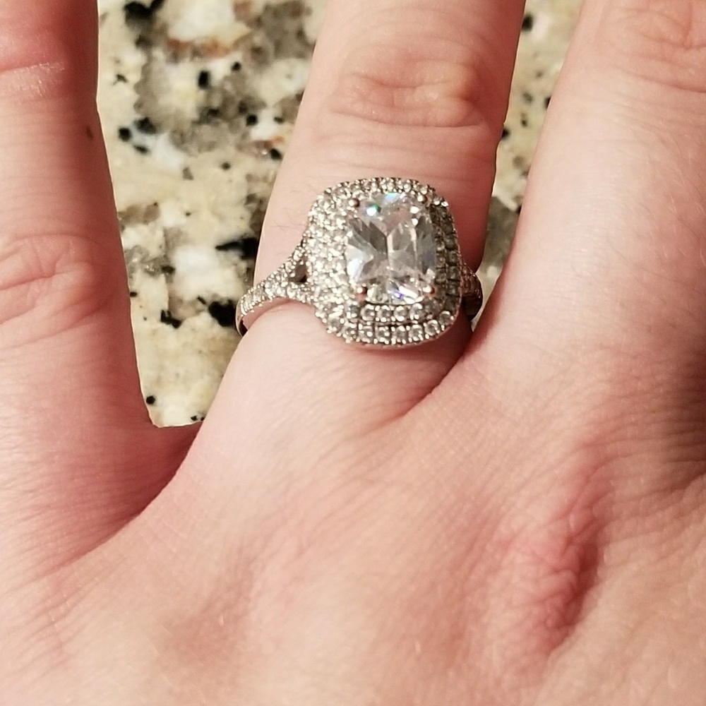 🚫SOLD🚫 Engagement ring