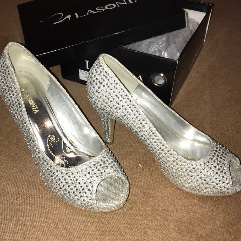 silver glitter high heels size 7!
