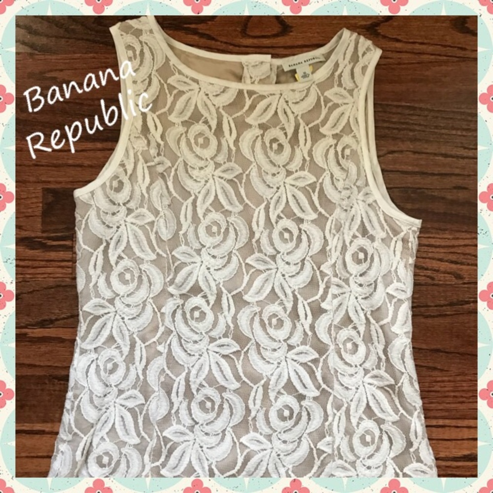 Banana Republic Cream Lace Sleeveless Top
