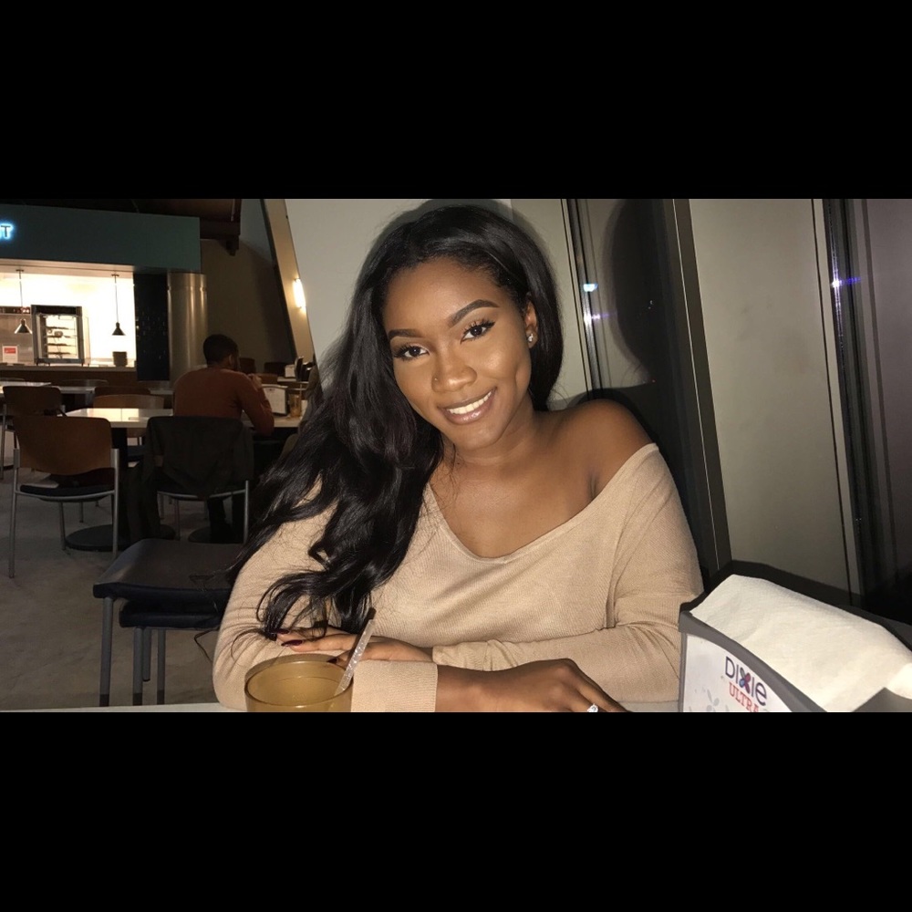 Meet your Posher, Krista