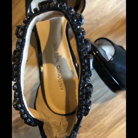 HP x 2 🎉 Antonio Melani heels 💋 - Picture 4 of 6