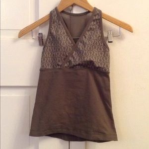 Lululemon Deep V Tank in Olive Green Sz 2