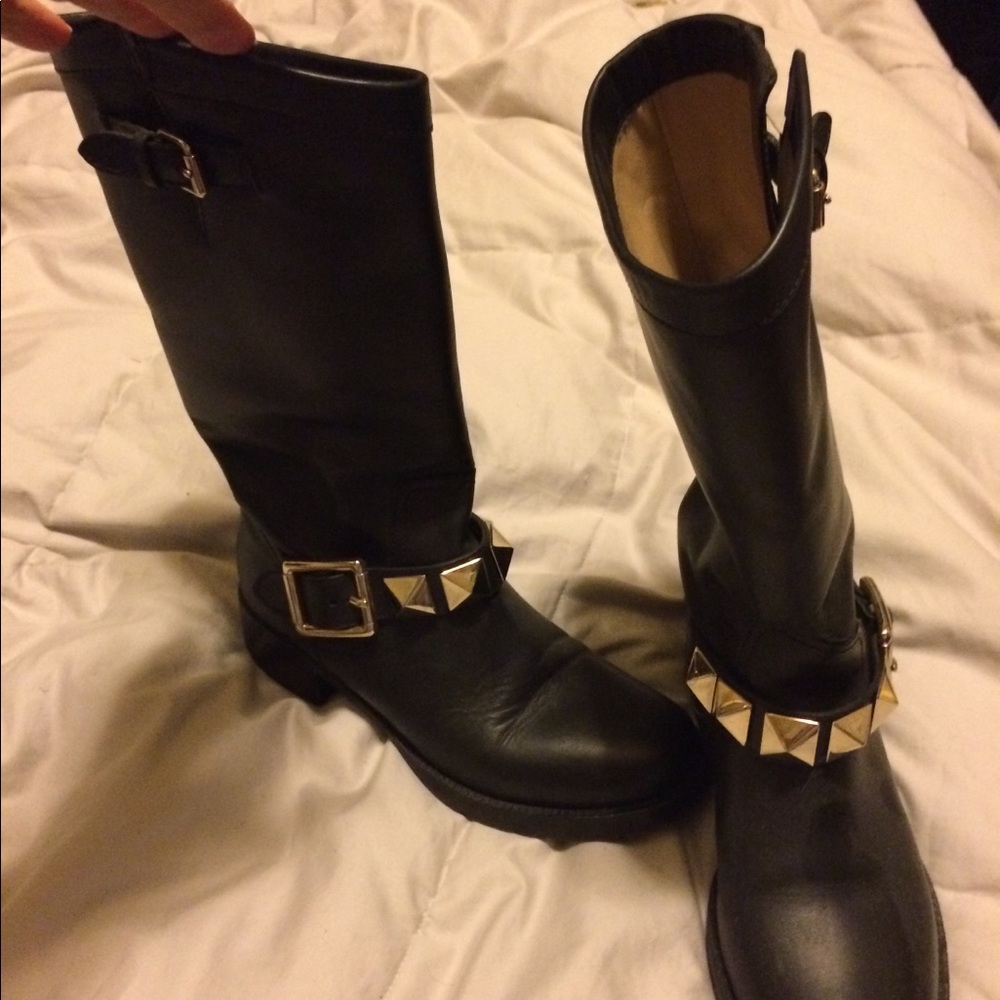 SOLD!  SOLD! Valentino Rockstud boots