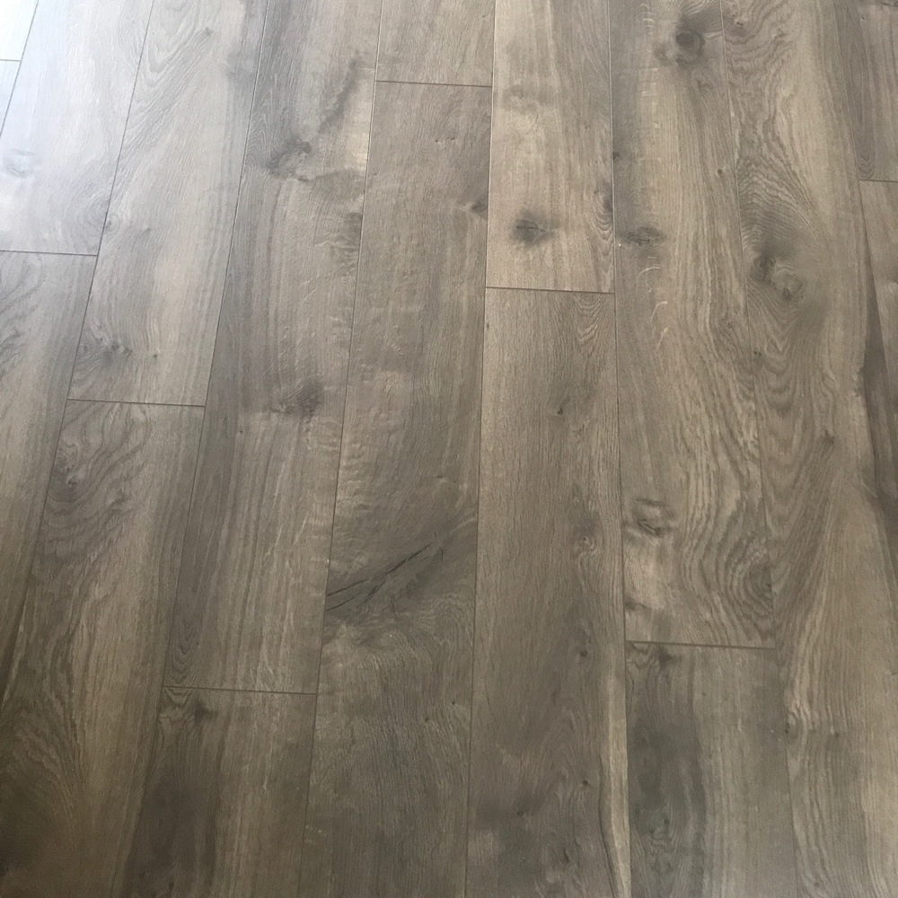 Meet your Posher, Nav