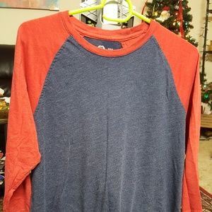 American Rag quarter sleeve tshirt