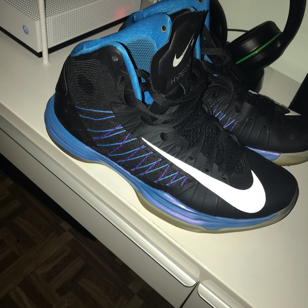 2012 Hyperdunks Sz 10