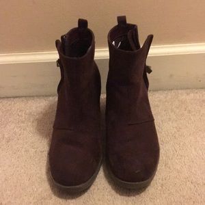 Maroon Booties
