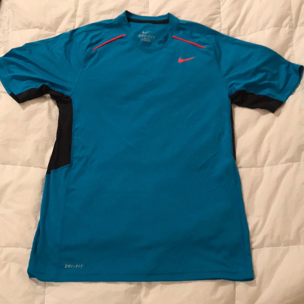 Nike Dri-fit mens shirt- new without tags