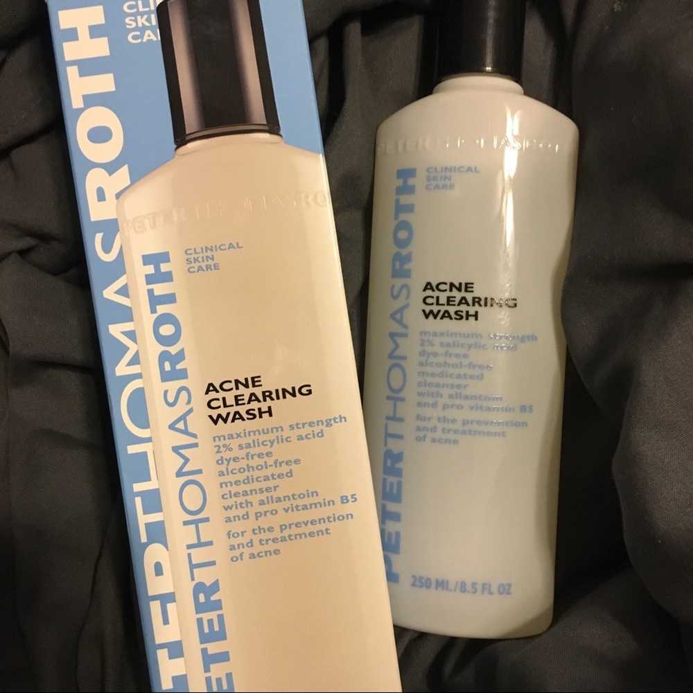 BRAND NEW Peter Thomas Roth Acne Clearing Wash!
