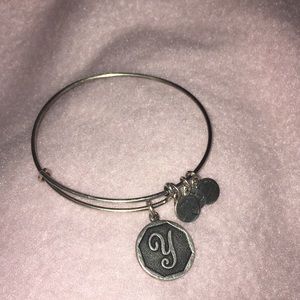Alex and ani bracelet letter “ Y “