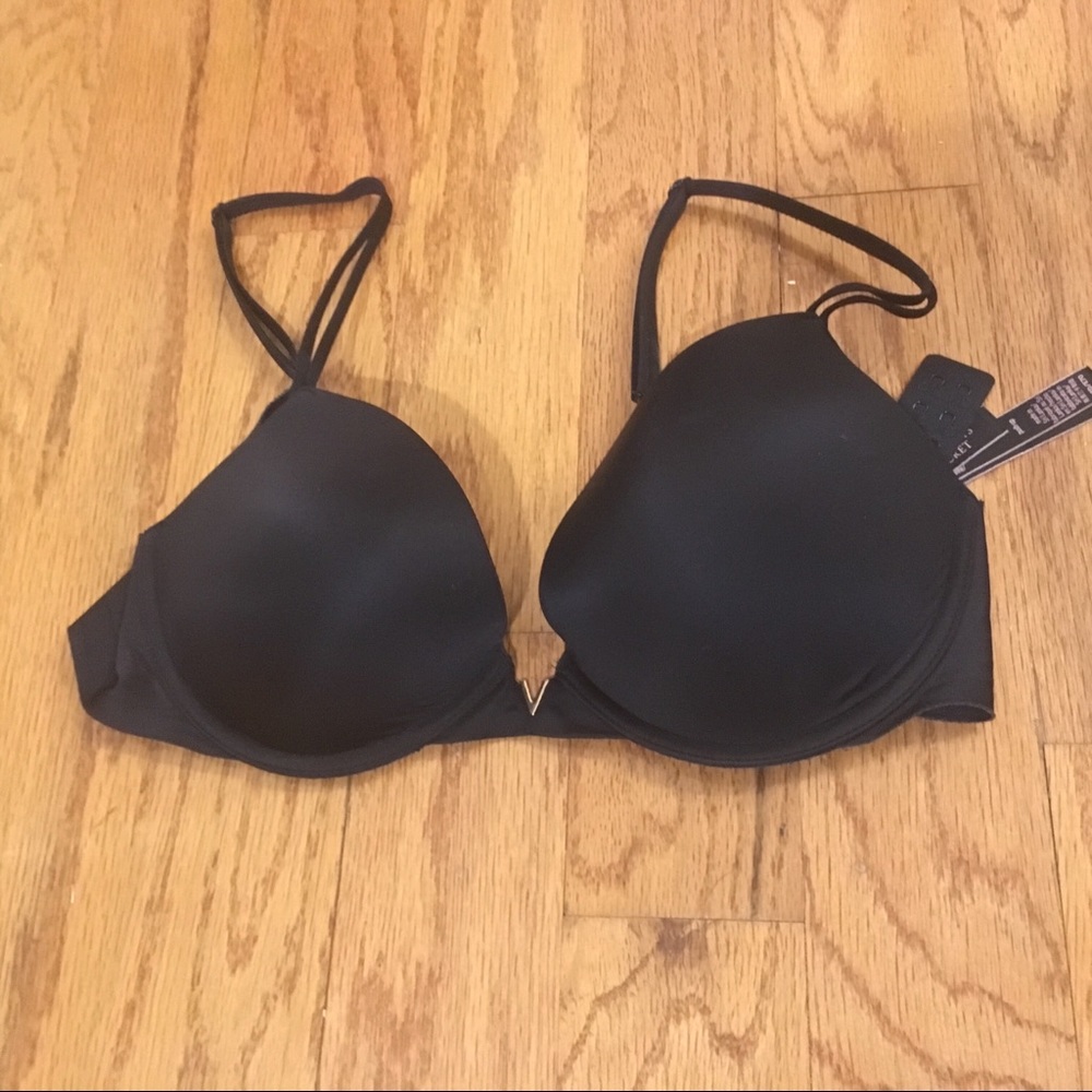 Victoria's Secret Sexy Illusions push up bra 32D