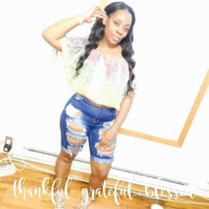 Meet your Posher, Latasha