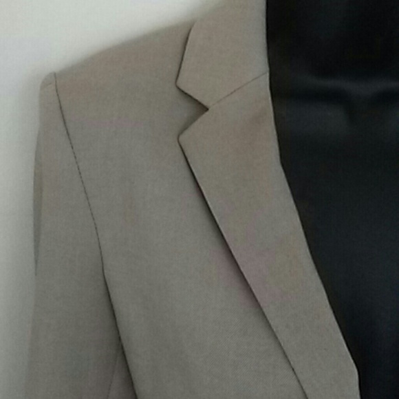 H&M Like new blazer - Picture 2 of 6