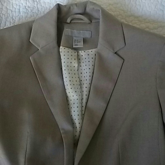 H&M Like new blazer - Picture 3 of 6