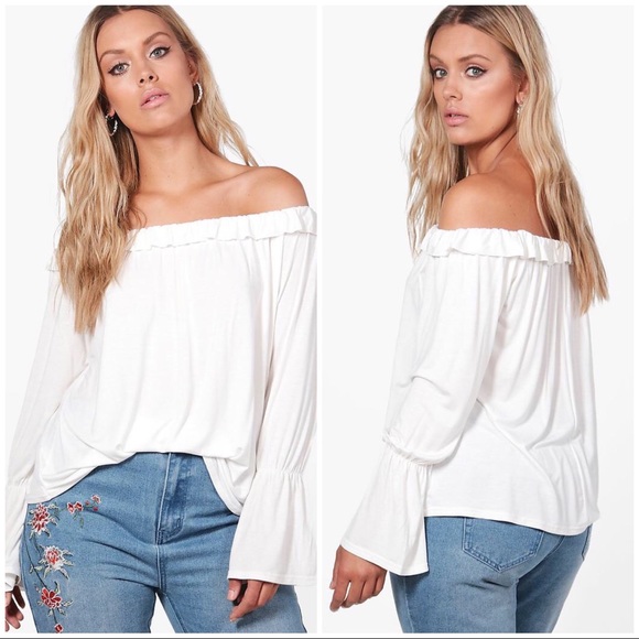Tops - 🌸HOST PICK🌸Off the Shoulder. Ruffled Sleeve.