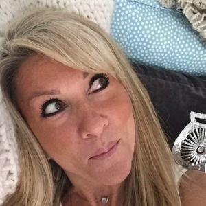 Meet your Posher, Anika