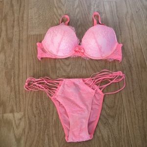 VS Bra & Panty Set - NWOT!!
