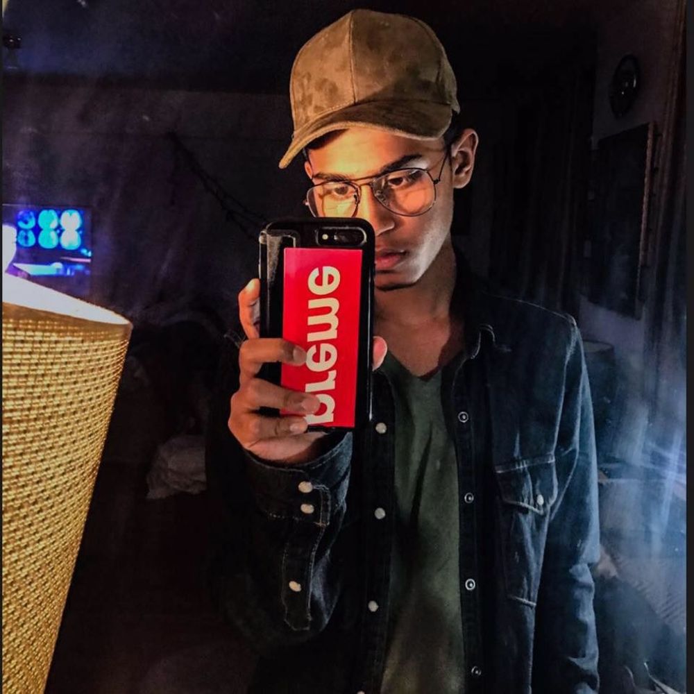 Meet your Posher, Arix