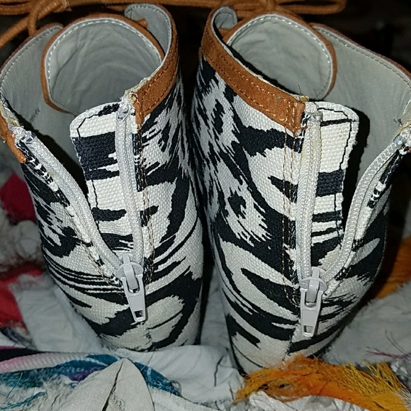 Adorable wedges - Picture 4 of 5