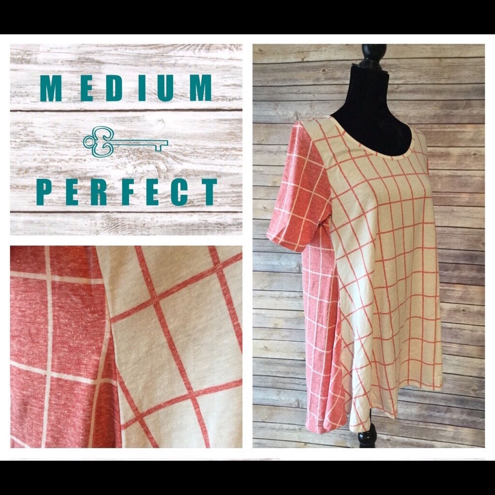 NWT Medium Peachy Pink and White LLR Perfect Tee