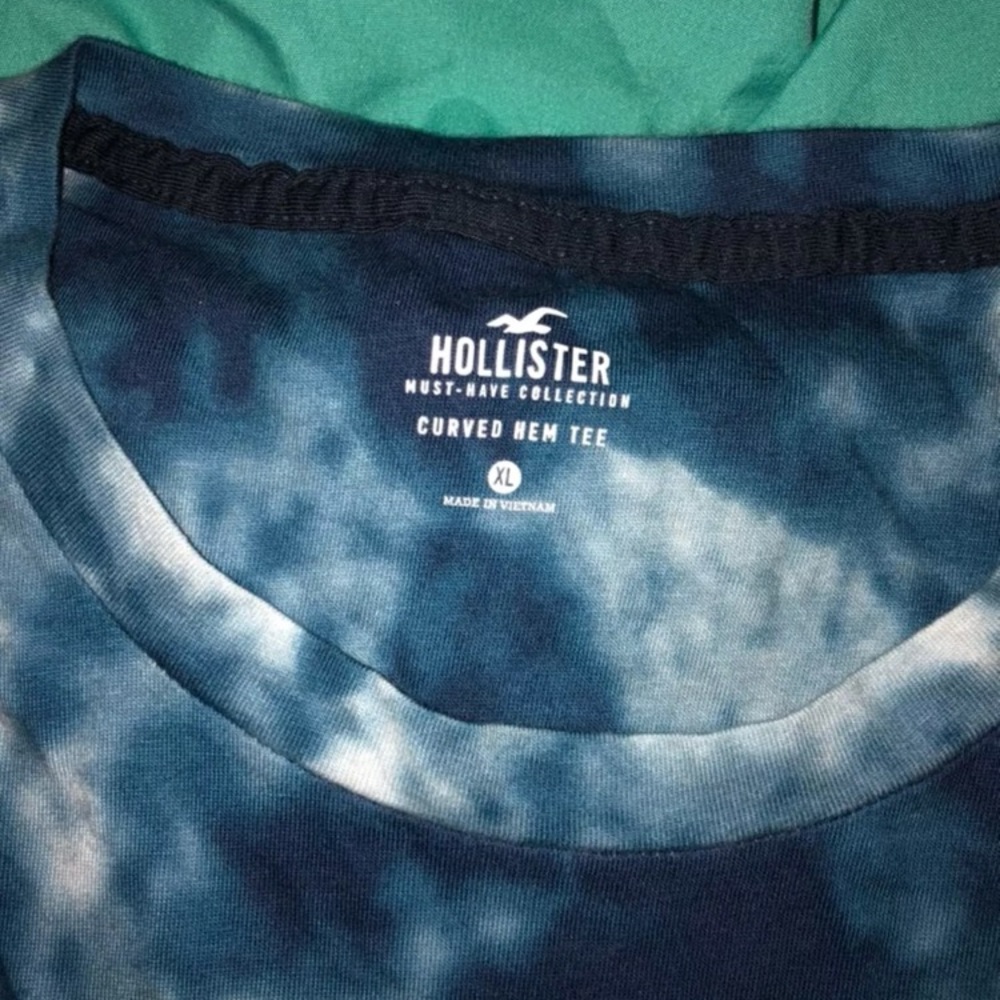 Men’s tie dye shirt XL