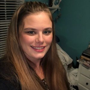 Meet your Posher, Brittney