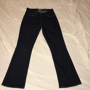 Levi Denizen bootcut/bell bottom jeans, size 6M