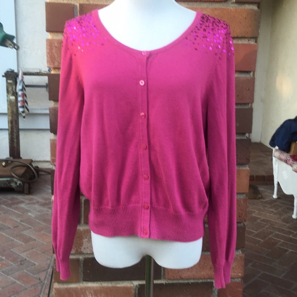 Elle pink sweater with sequined shoulders