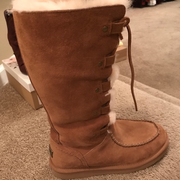 UGG Boots - Picture 3 of 5