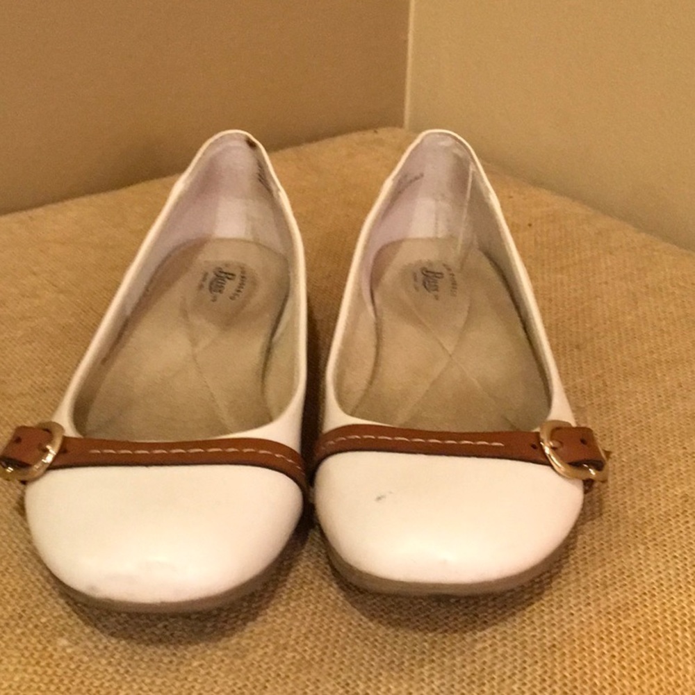 4 for $20 item Bass shoes