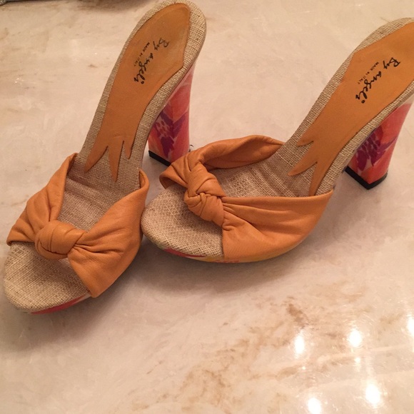 Pink floral heels - Picture 1 of 4