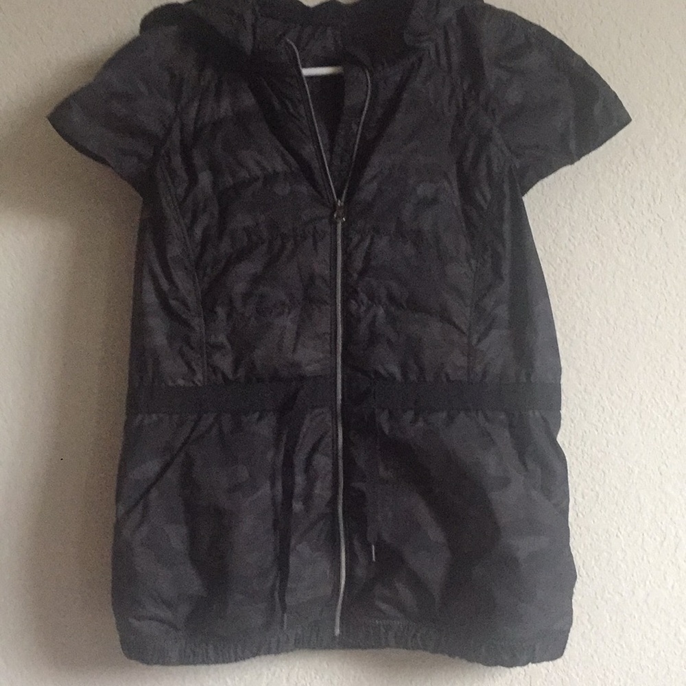 Lululemon Camo Vest Size *read description