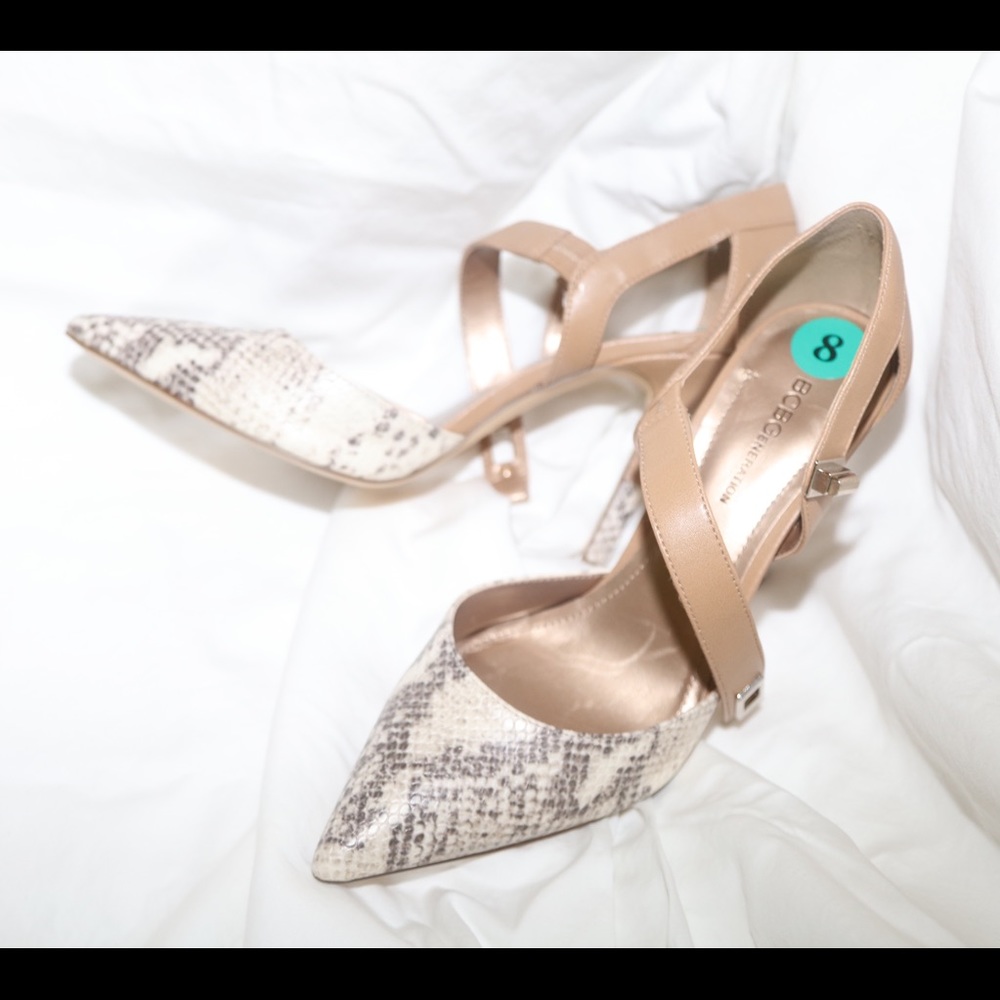 BCBG size 8 Shoes