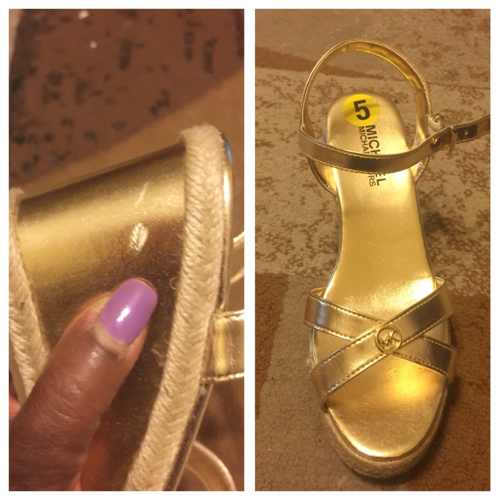 Authentic Michael Kors Women's Wedge 👠 - Picture 7 of 8