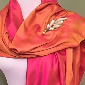 Alexis Bittar leaf pin