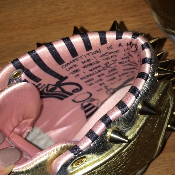 Melody Ehsani Reebok (Limited Edition) - Picture 3 of 5