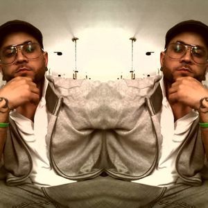 Meet your Posher, Naro