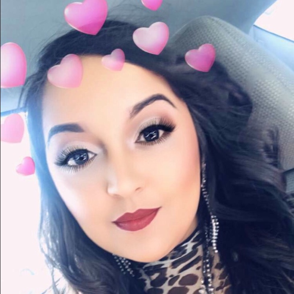 Meet your Posher, Amanda