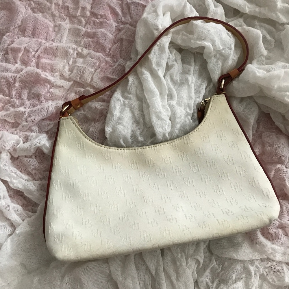 Dooney & Bourke Hand Bag
