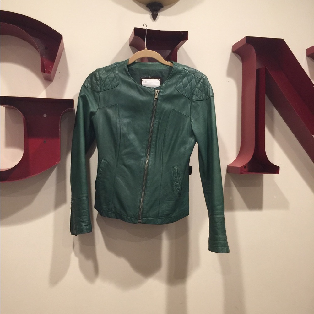 Q40 forest green leather jacket