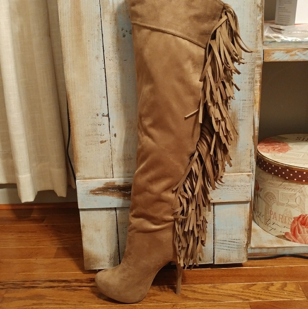 Fringe boots..NEW IN BOX