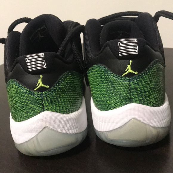 Jordan 11 Retro Snake Skins(Green) - Picture 3 of 4