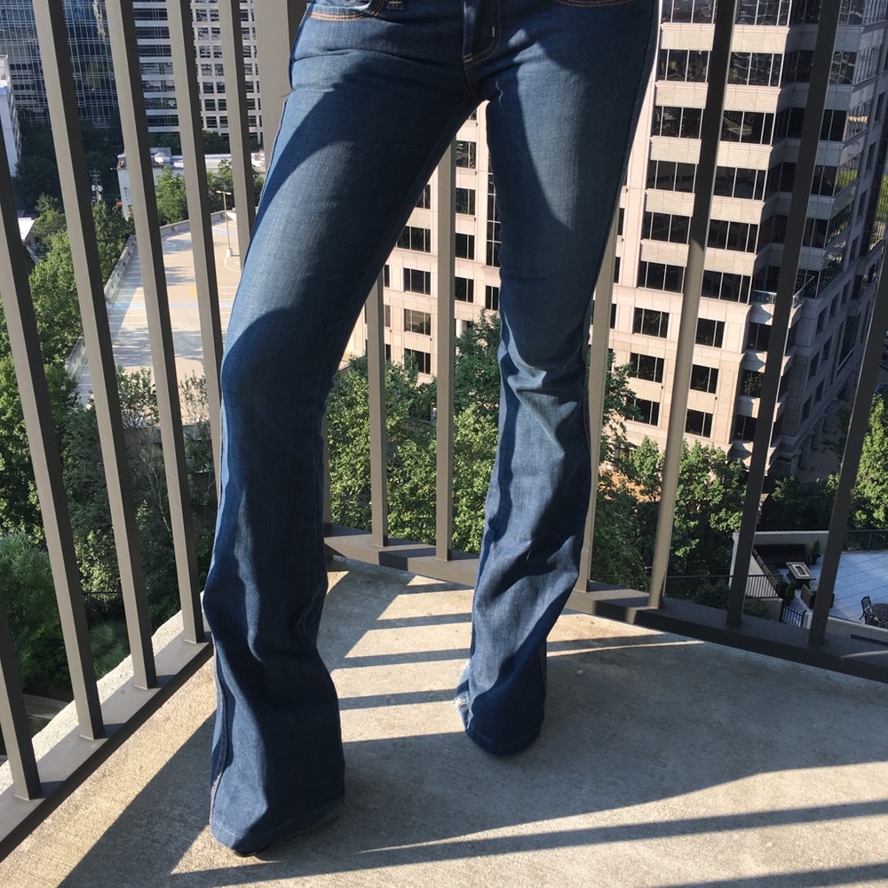 Frankie B. Bellbottoms