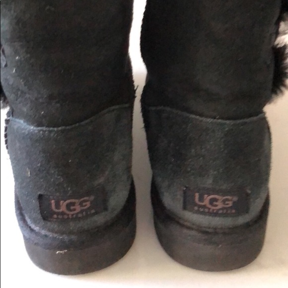 Bailey Button Black Ugg Boots size 8 - Picture 4 of 5