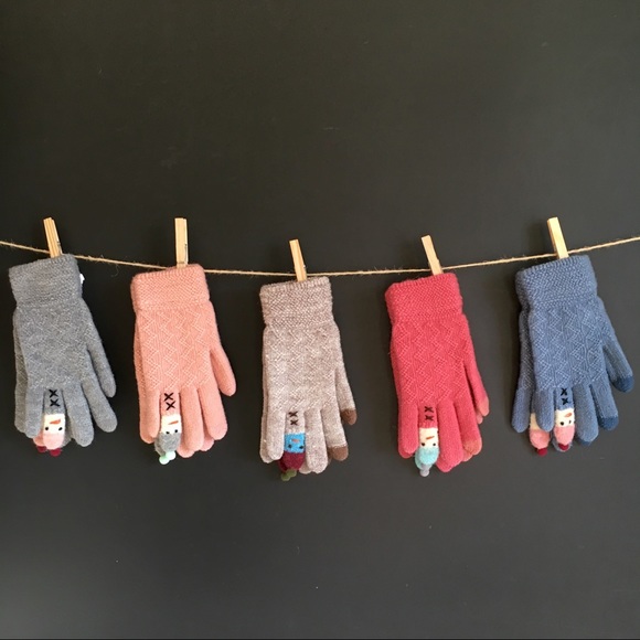 NWT Cozy Stretch Knit Gloves - Picture 3 of 6