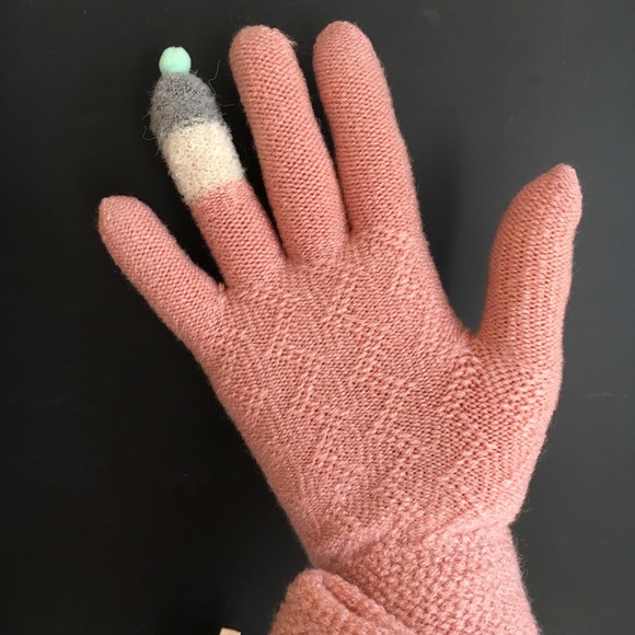 NWT Cozy Stretch Knit Gloves - Picture 5 of 6