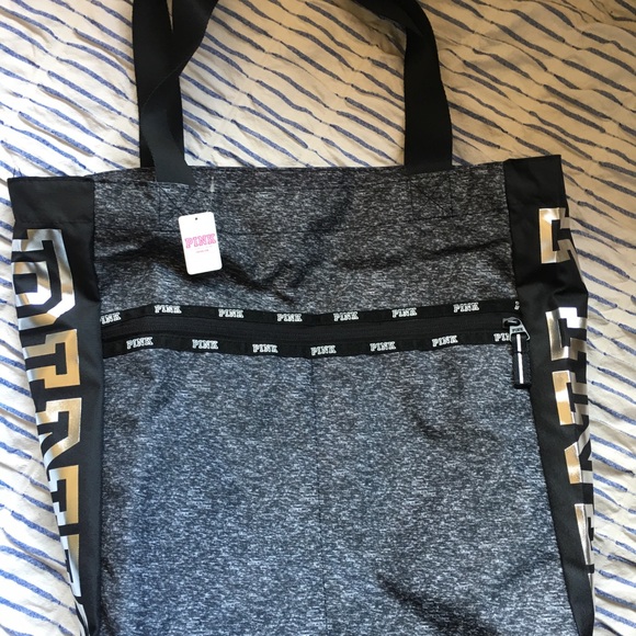 Pink Vs bundle - Picture 5 of 7