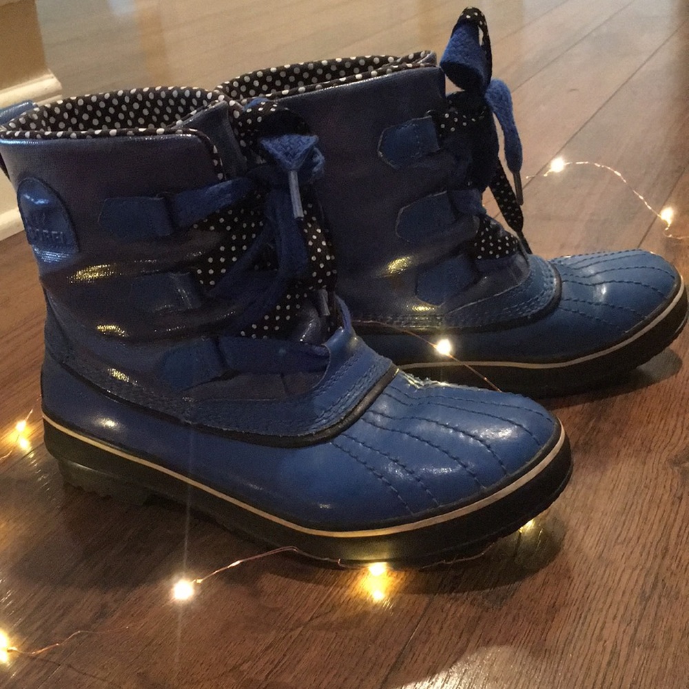 Sold on ♏️ Sorel Women’s 8 Waterproof Boots