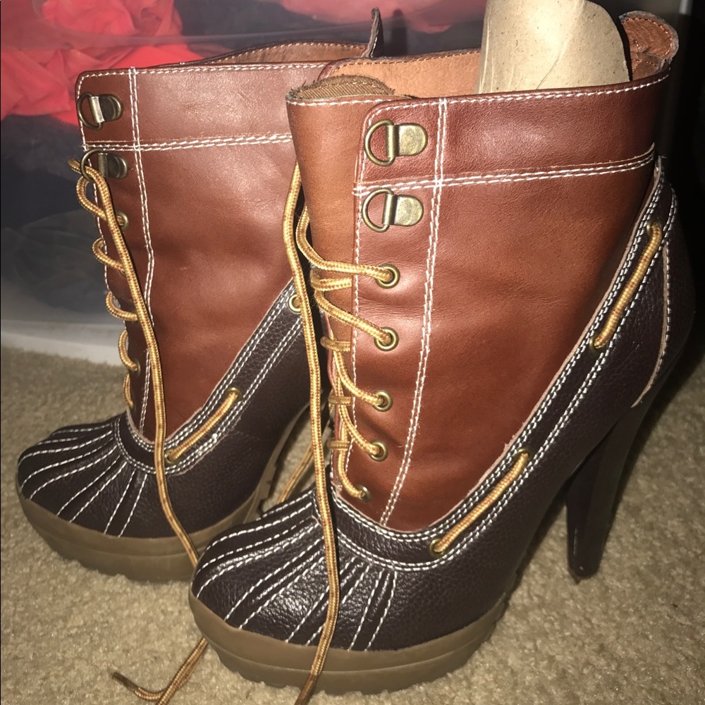 Steve Madden boots in Excellent condition.
