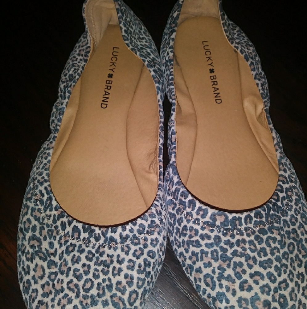 Lucky Brand size 10 Flats
